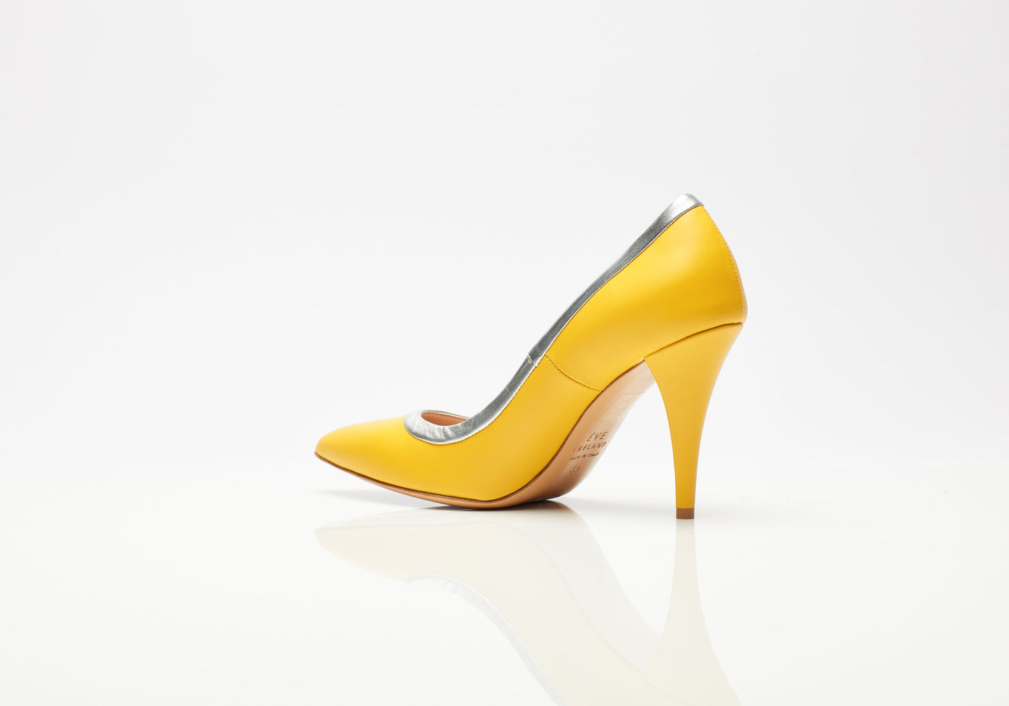 The Leo in Apricot