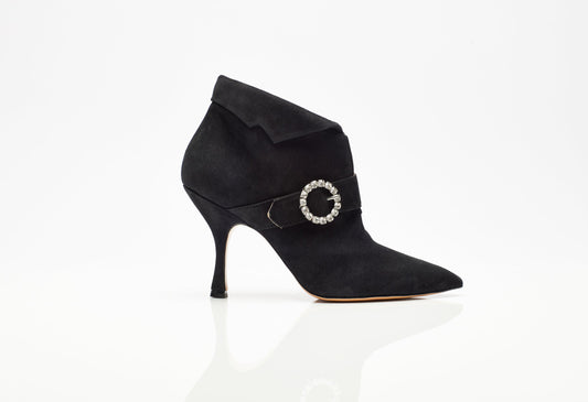 The Elizabeth in Black